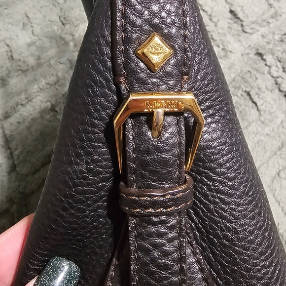 MCM black pebbled leather bag EUC. - Picture 5 of 9